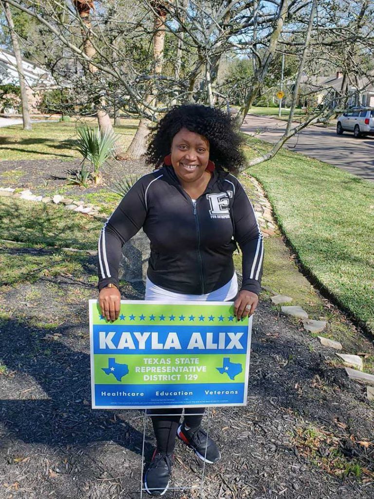 [photo]-Kayla Alix
